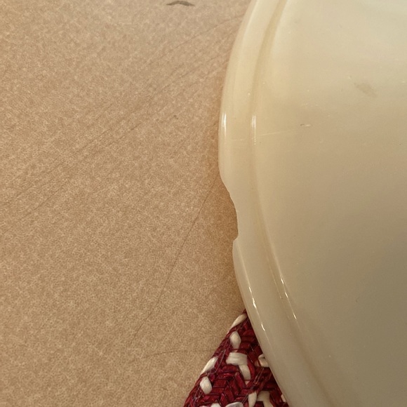 Vintage Fire King Casserole/Baking Dish With Matching 2-Handled Base - Picture 6 of 7